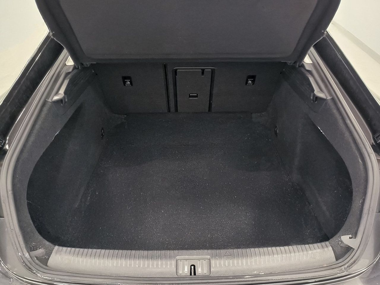 Volkswagen Arteon 20 Tdi 150cv Dsg - Foto 2