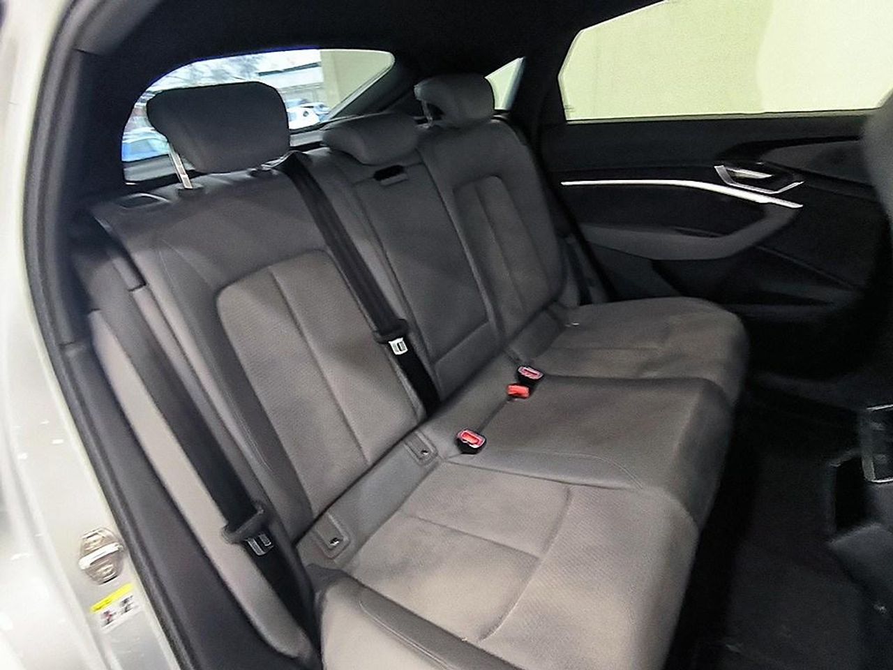 Audi E-tron Sb 55 Quattro Black Line 408cv - Foto 2