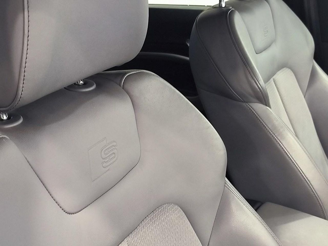 Audi E-tron Sb 55 Quattro Black Line 408cv - Foto 2