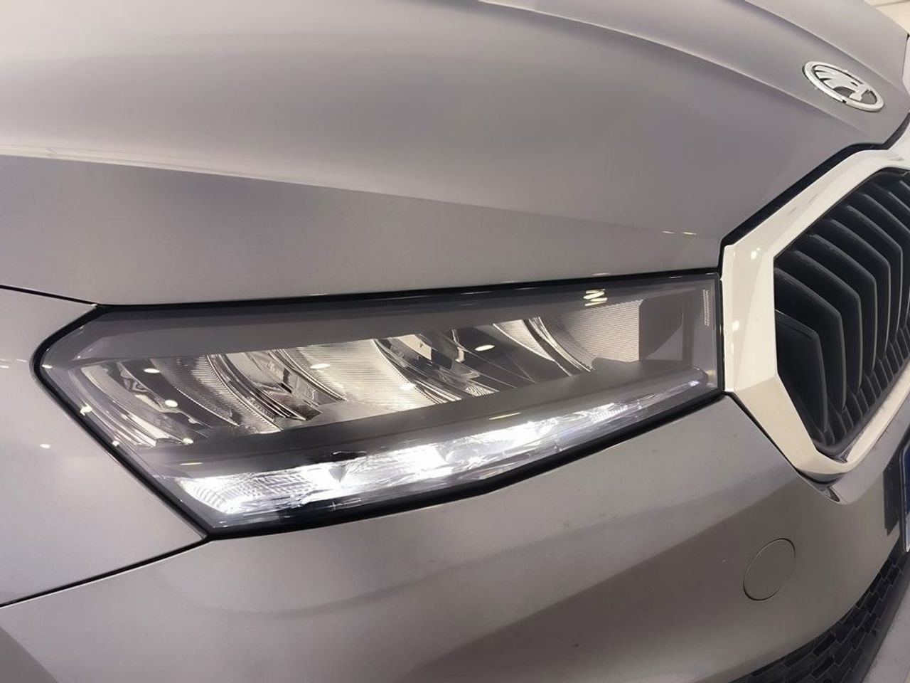 Skoda Fabia 1.0 Tsi 95 Cv Selection - Foto 2