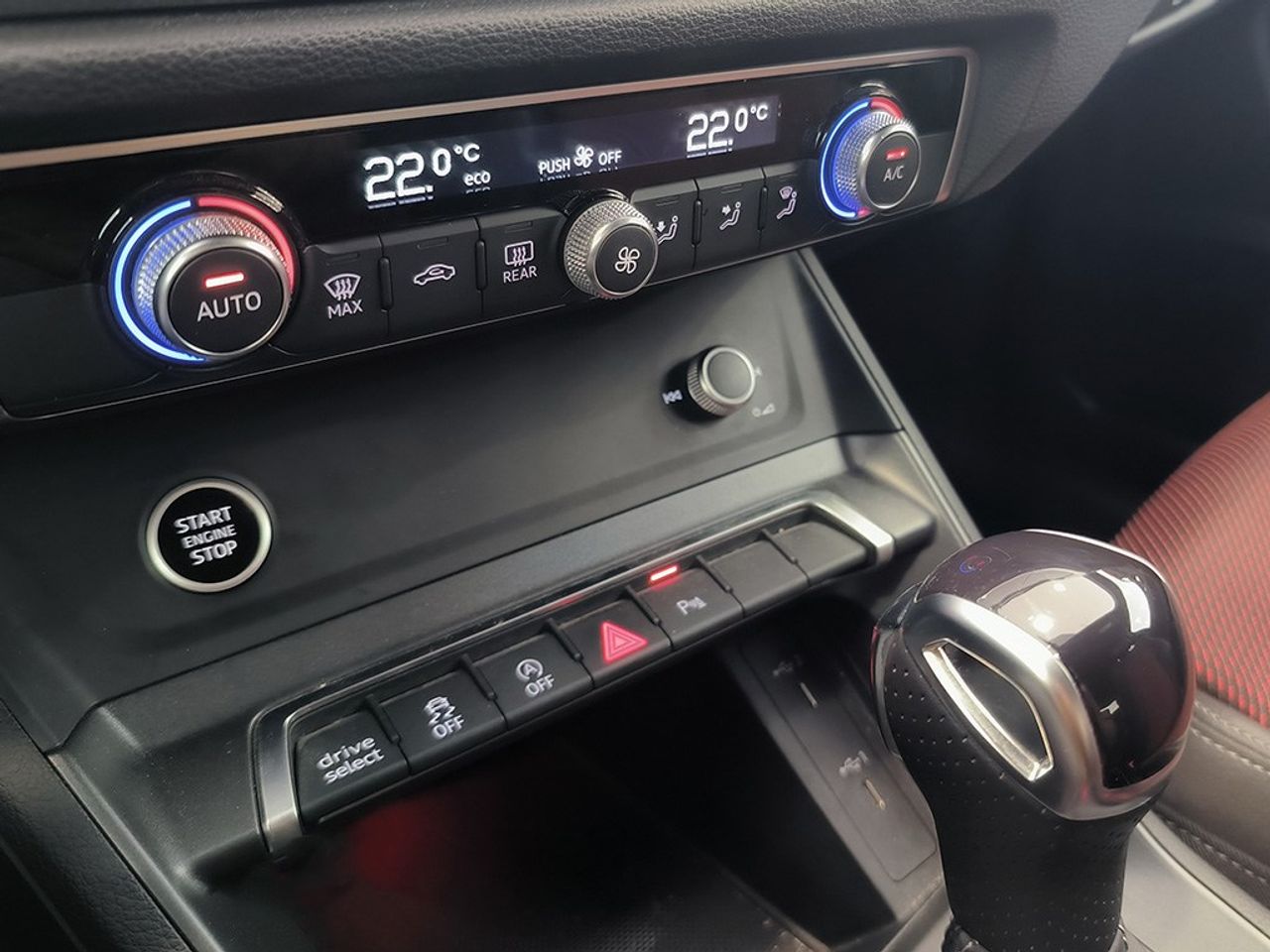 Audi Q3 Sb 35 Tfsi 150cv Stronic Sline - Foto 2