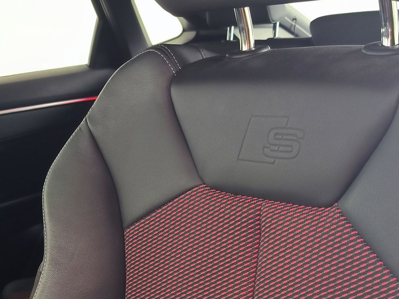 Audi Q3 Sb 35 Tfsi 150cv Stronic Sline - Foto 2