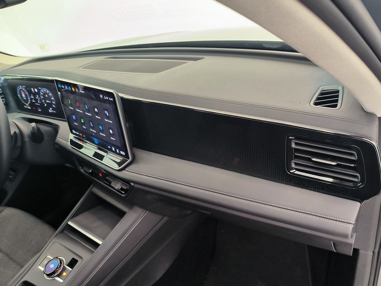 Volkswagen Tiguan 1.5 Tsi Ehybrid 1 - Foto 2