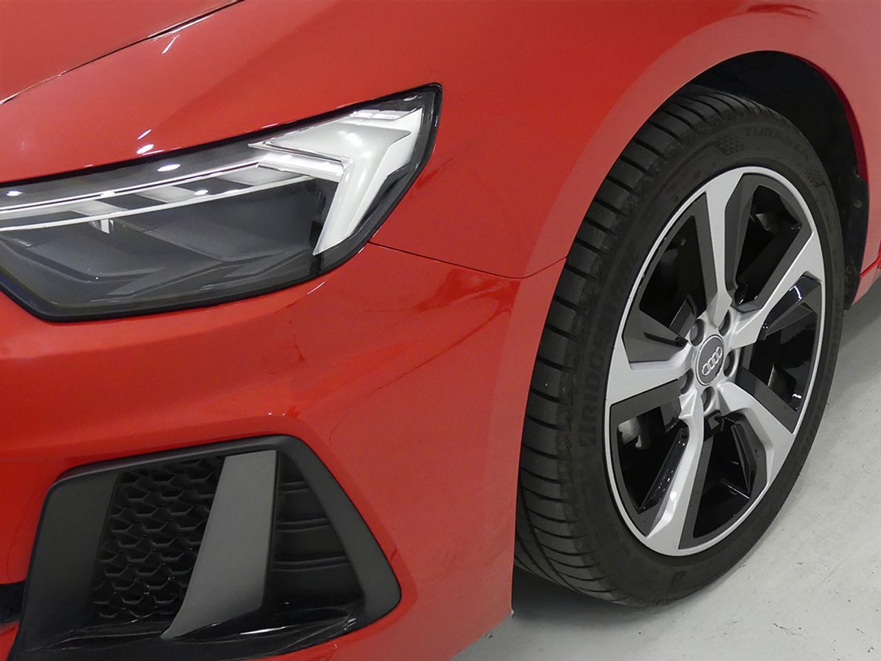 Audi A1 Sb 25tfsi 95cv Adrenalin - Foto 2