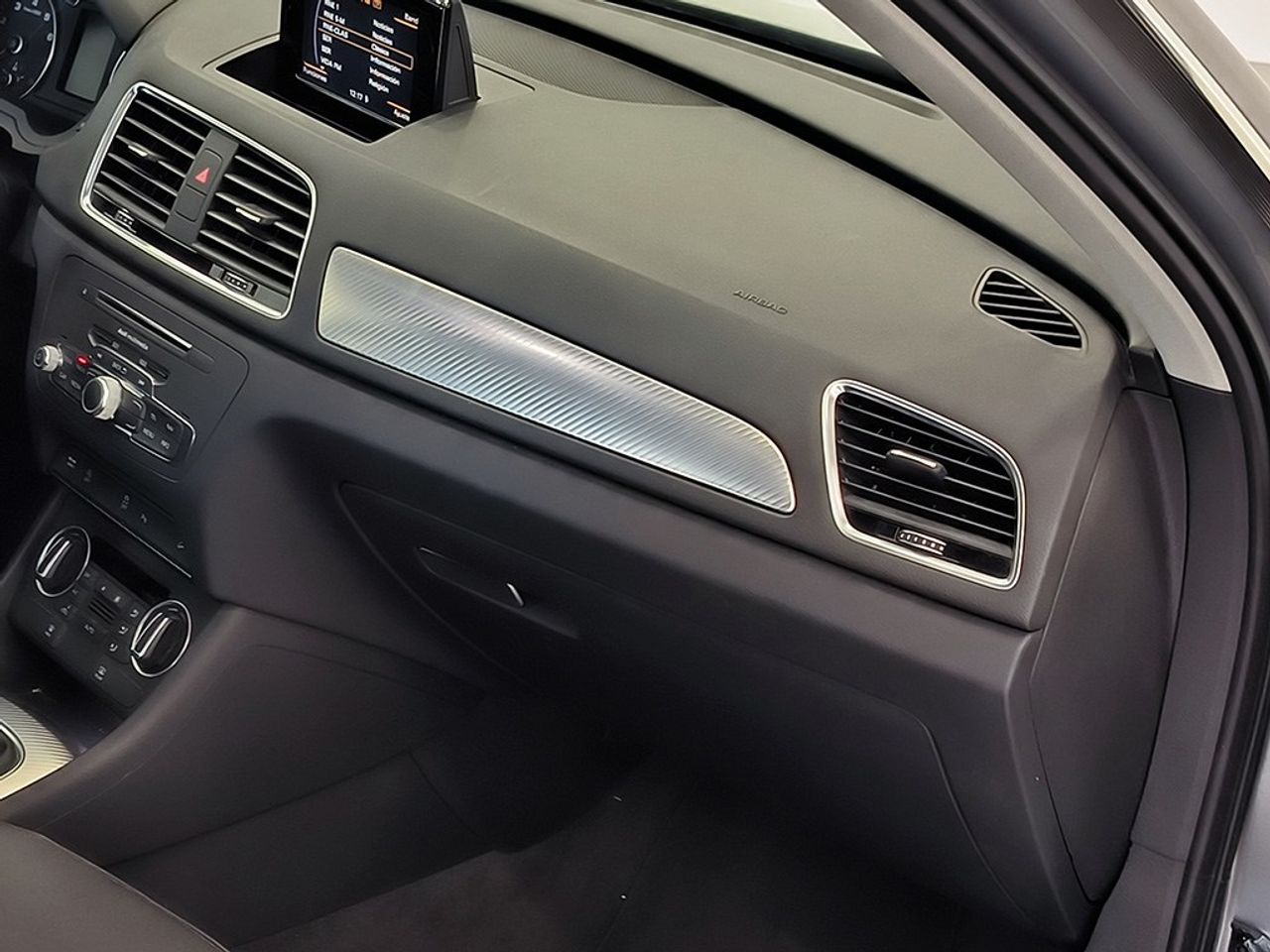 Audi Q3 1.4 Tsi 150 Cv - Foto 2