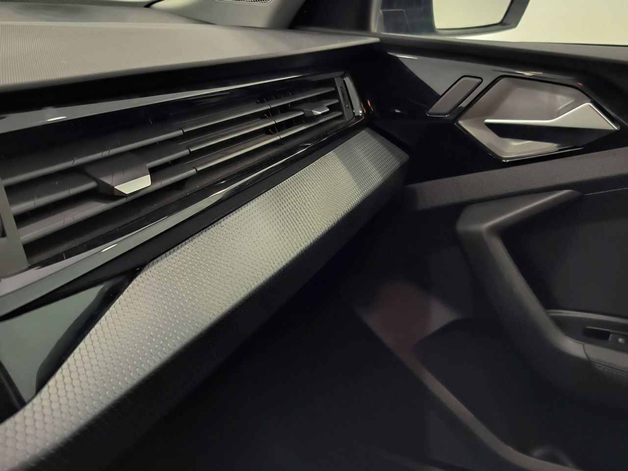 Audi A1 Sb 30 Tfsi 116 Cv Stronic Black Edicion - Foto 2