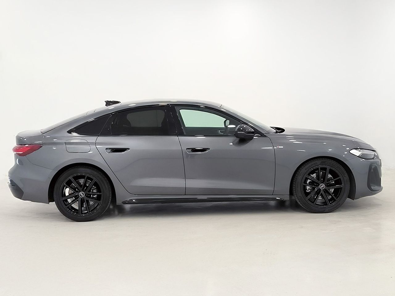 Audi A5 Sedan Tdi 204 Cv Stronic Black Line - Foto 2