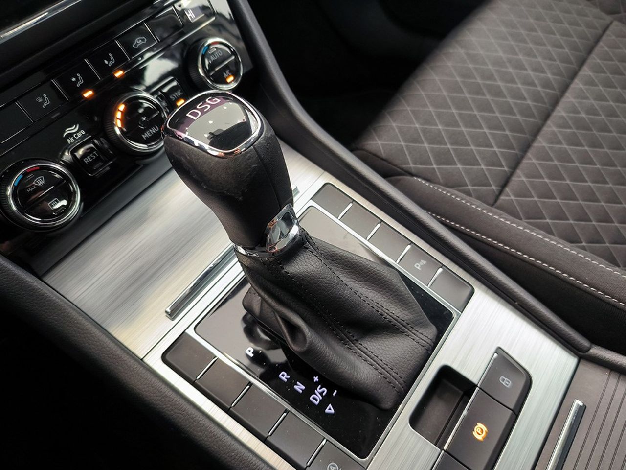 Skoda Superb 20 Tdi 150cv Dsg Ambition - Foto 2