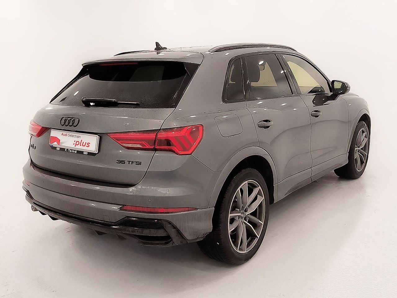 Audi Q3 35 Tfsi 150cv Stronic Black Line - Foto 2