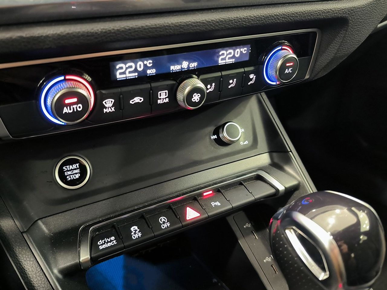 Audi Q3 35 Tfsi 150cv Stronic Black Line - Foto 2