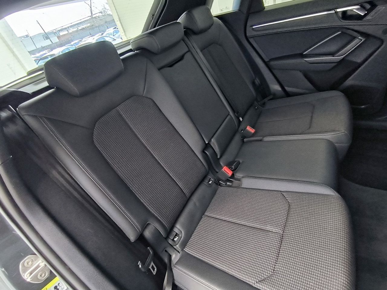 Audi Q3 45 tfsie 245 cv stronic black line - Foto 2