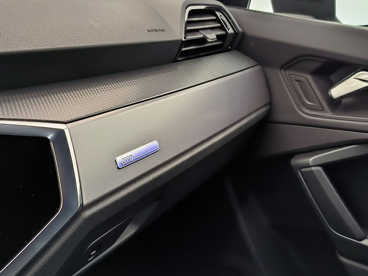 Audi Q3 45 tfsie 245 cv stronic black line - Foto 2