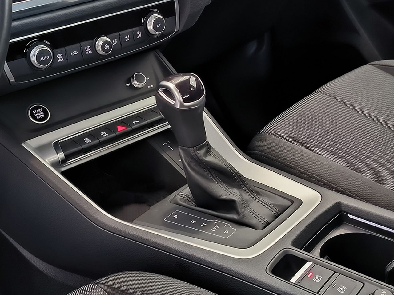 Audi Q3 35 Tfsi 150cv Stronic - Foto 2