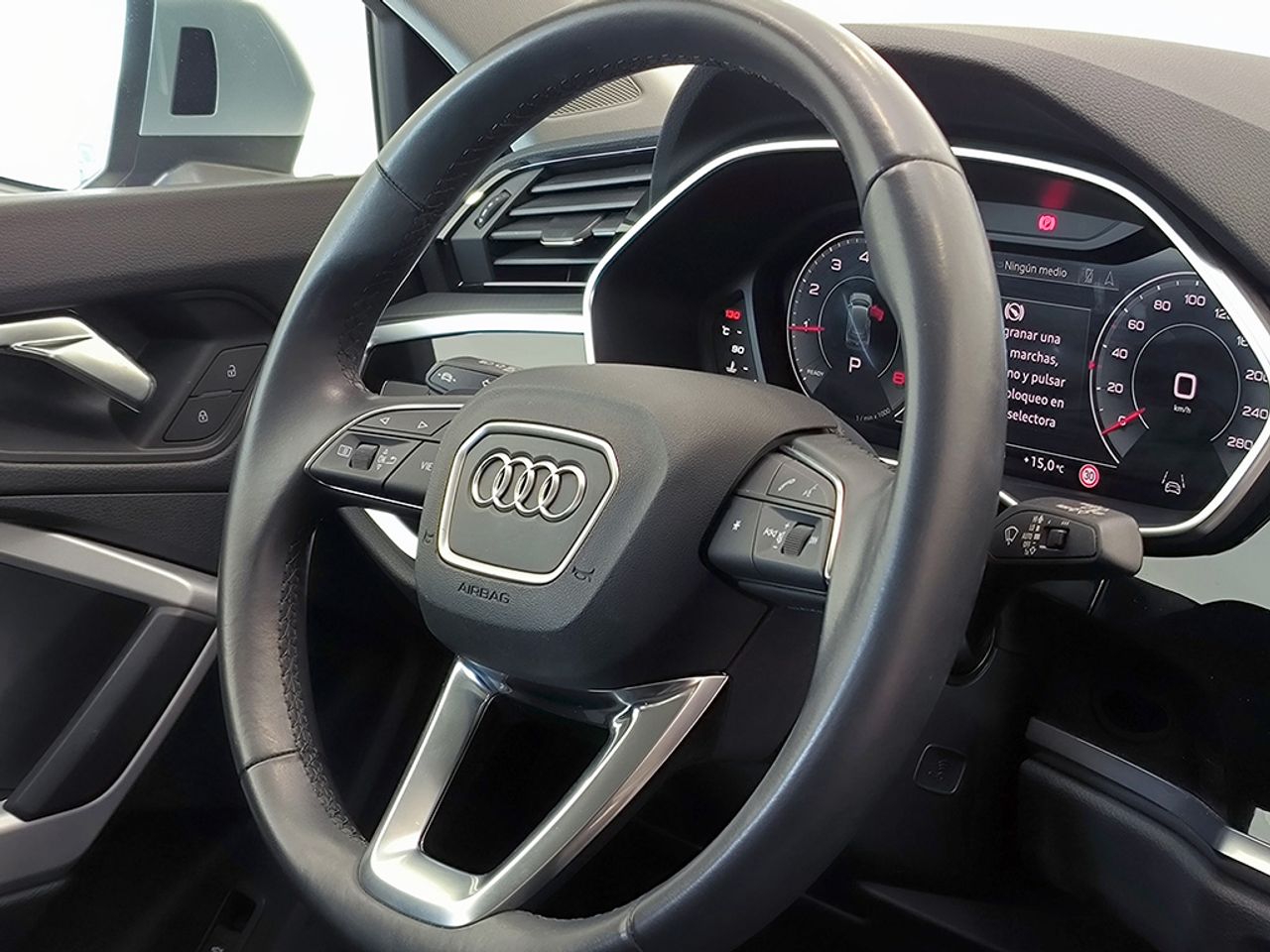 Audi Q3 35 Tfsi 150cv Stronic - Foto 2
