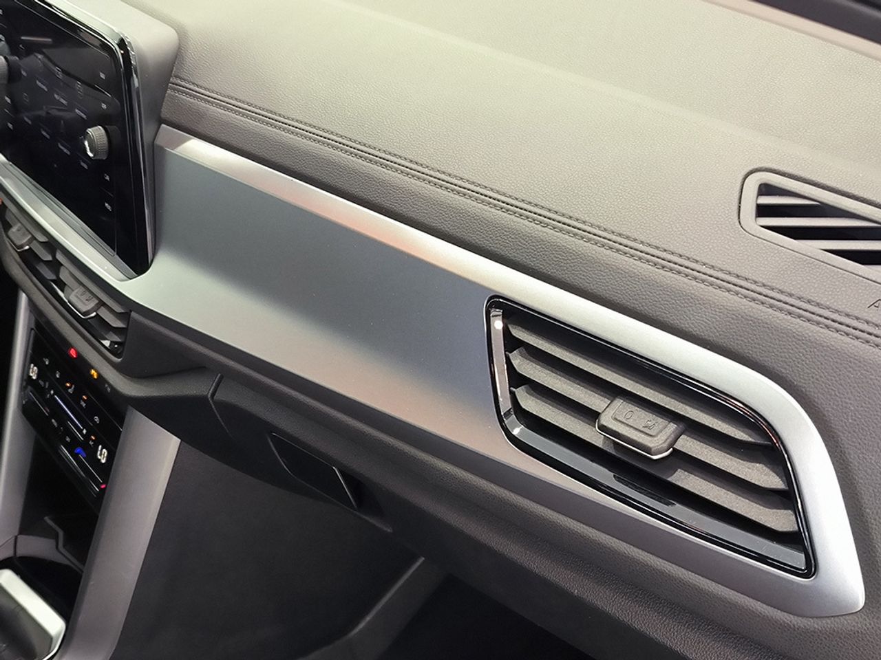 Volkswagen T-roc T- Roc 10 Tsi 110cv Life - Foto 2