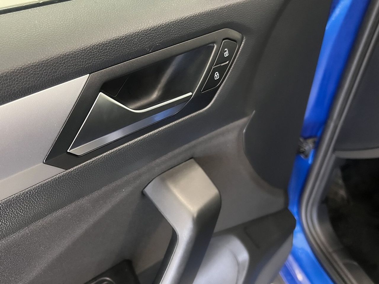 Volkswagen T-roc 1.0 Tsi 110cv Life - Foto 2