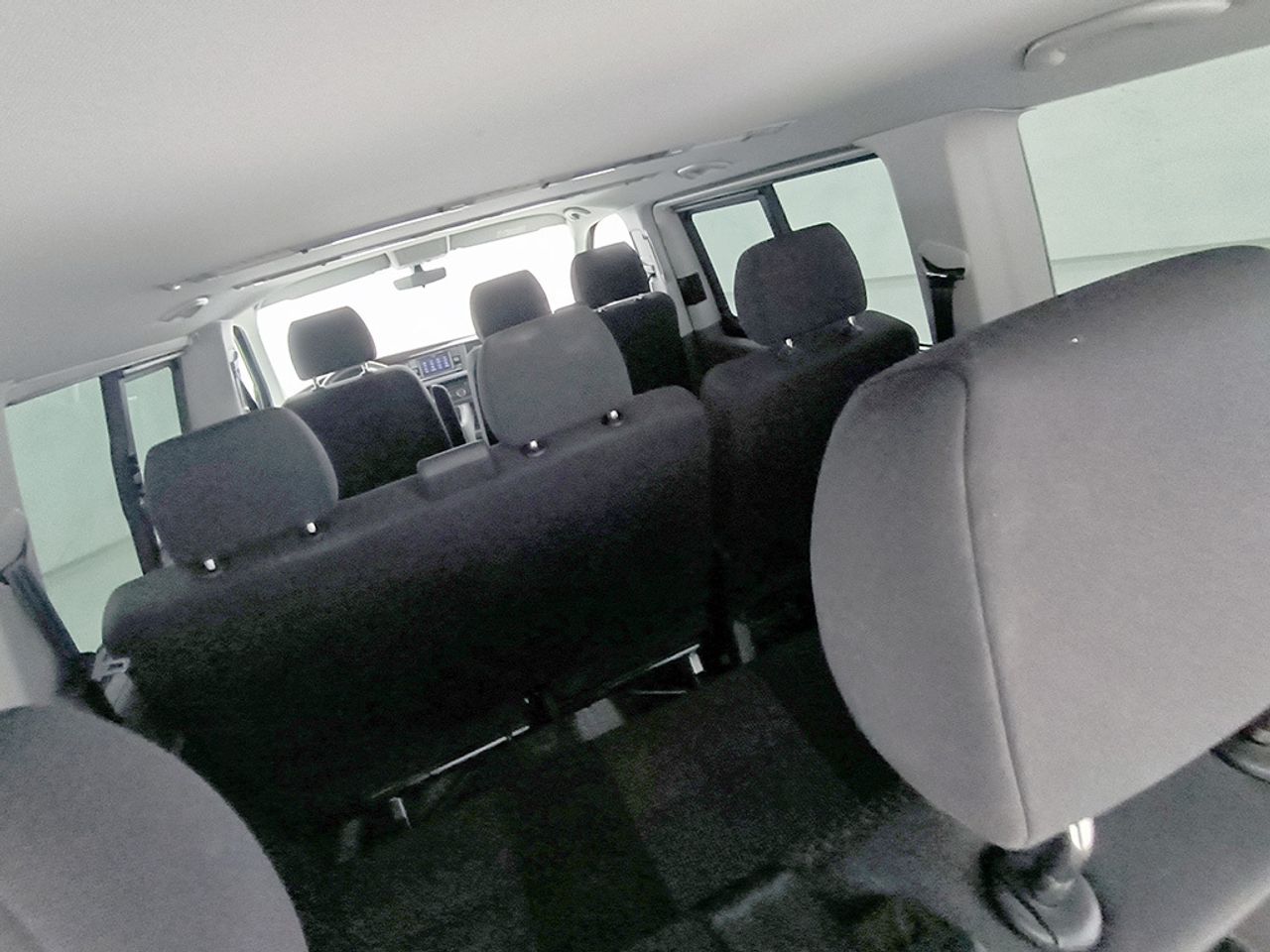 Volkswagen Caravelle 2.0 Tdi 110 Cv Origin - Foto 2