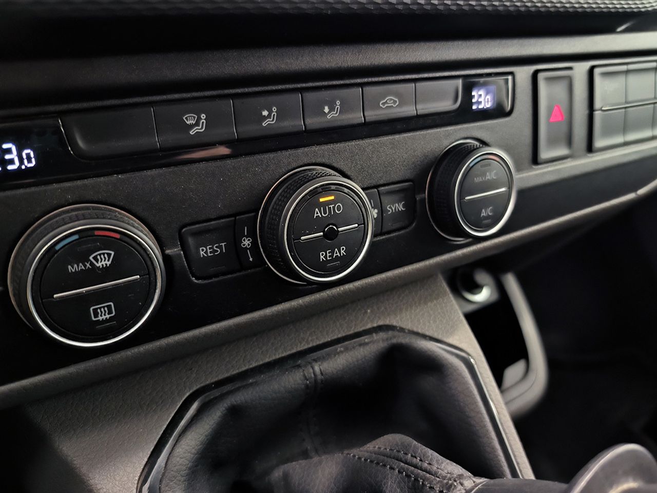 Volkswagen Caravelle 2.0 Tdi 110 Cv Origin - Foto 2