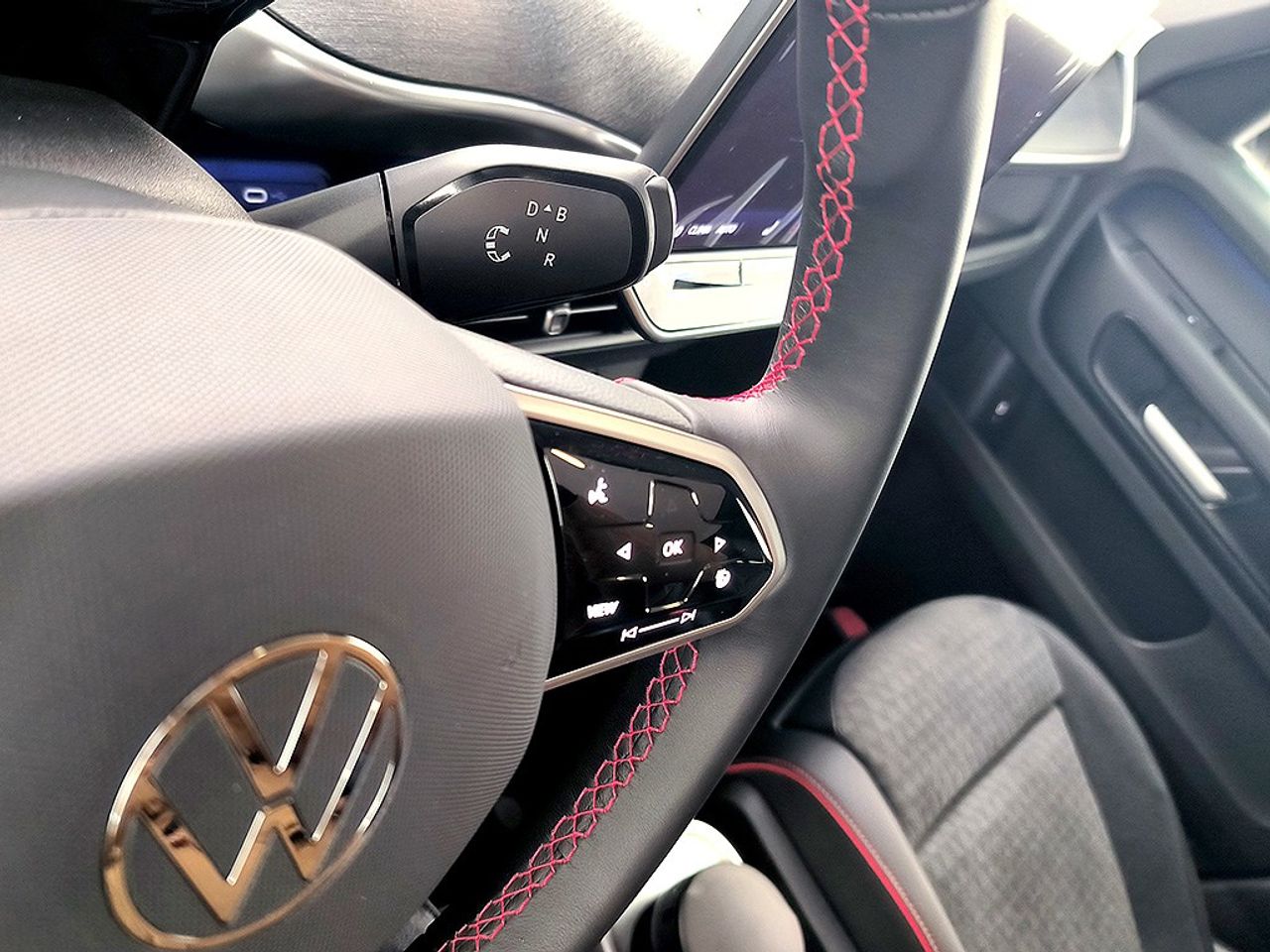 Volkswagen ID.BUZZ id. buzz  gtx 7-asientos batalla larga  4motion 25 - Foto 2