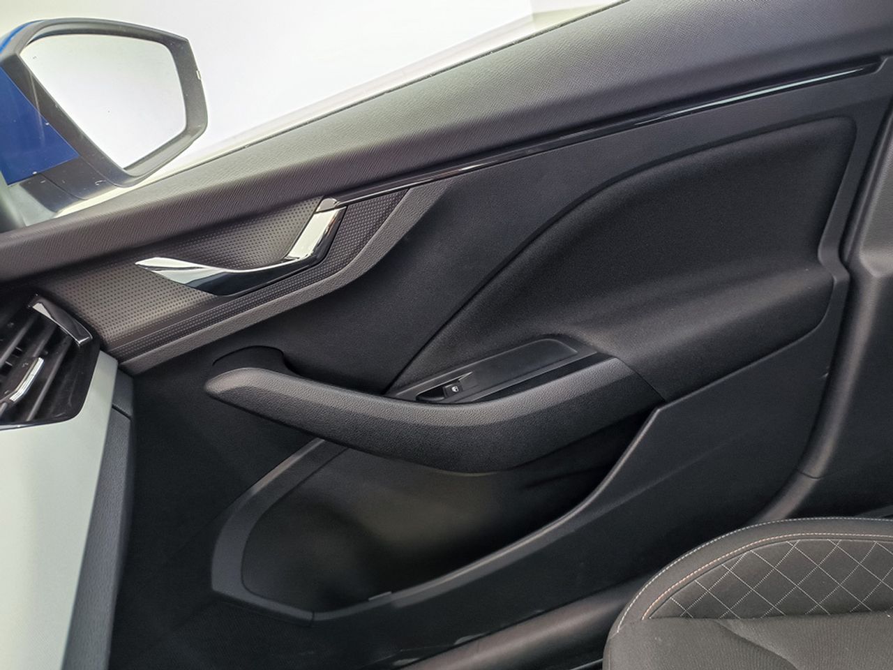 Skoda Kamiq 10 Tsi 110cv Ambition - Foto 2