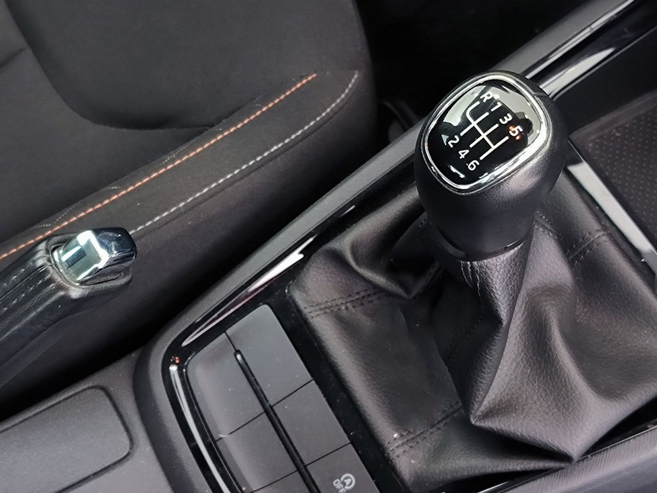 Skoda Kamiq 10 Tsi 110cv Ambition - Foto 2