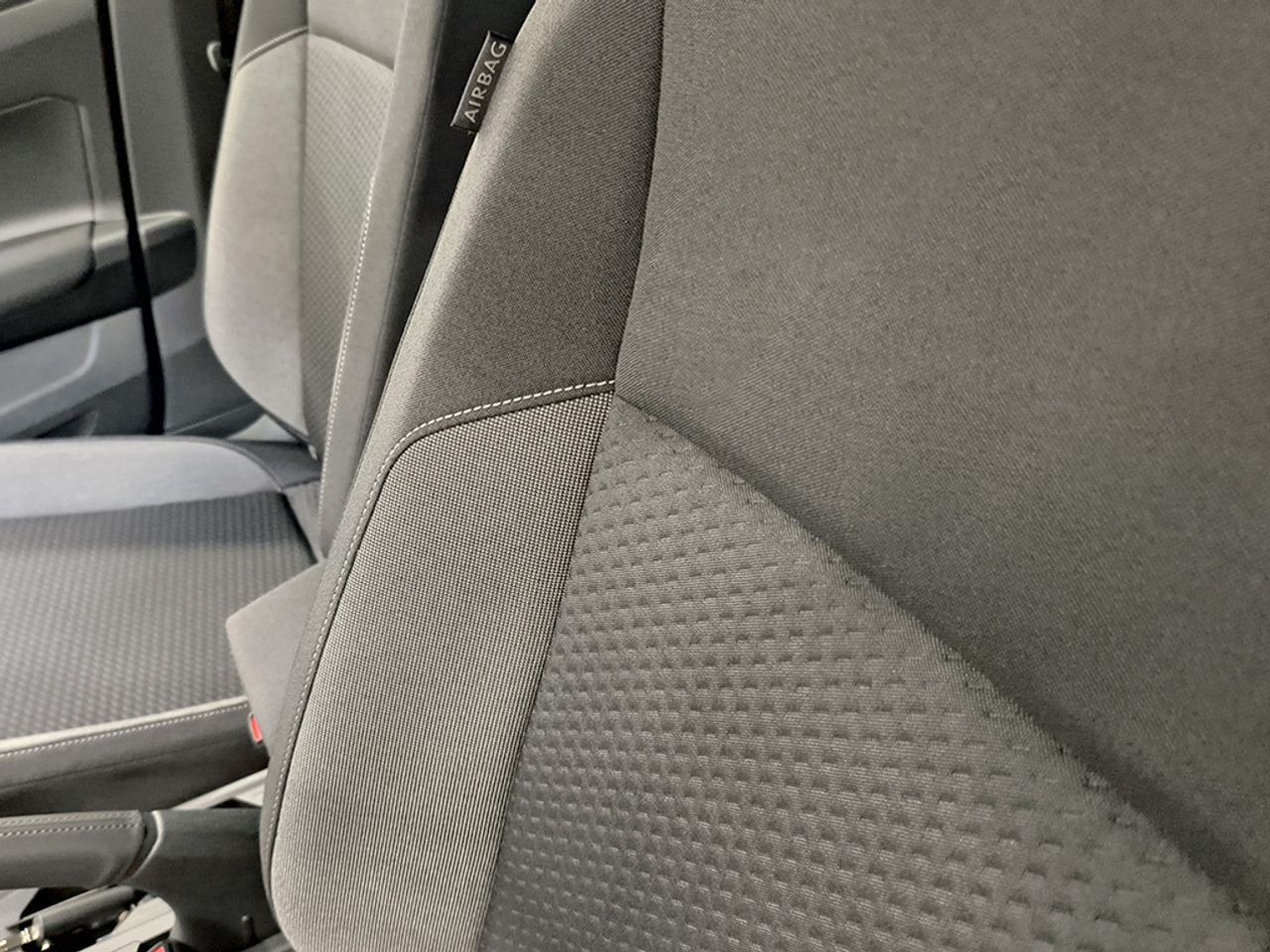 Volkswagen Taigo 1.0 Tsi 95 Cv Life - Foto 2