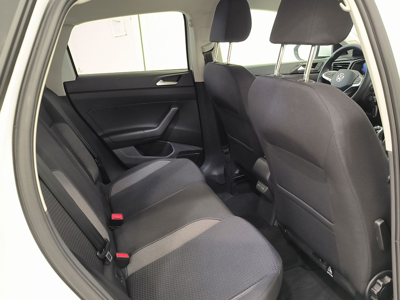 Volkswagen Taigo 1.0 Tsi 95 Cv Life - Foto 2