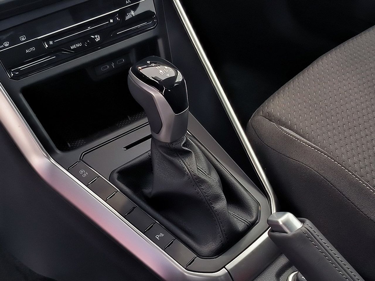 Volkswagen Polo mas 1.0 tsi 95 cv dsg - Foto 2