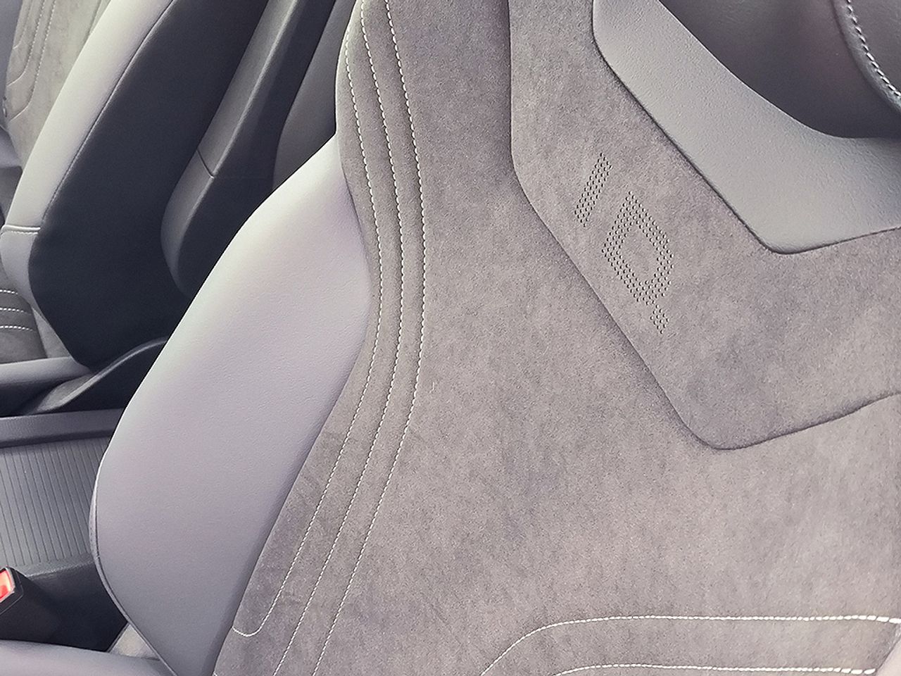 Volkswagen Id.4 Pro Black 286 Cv 77 Kwh - Foto 2