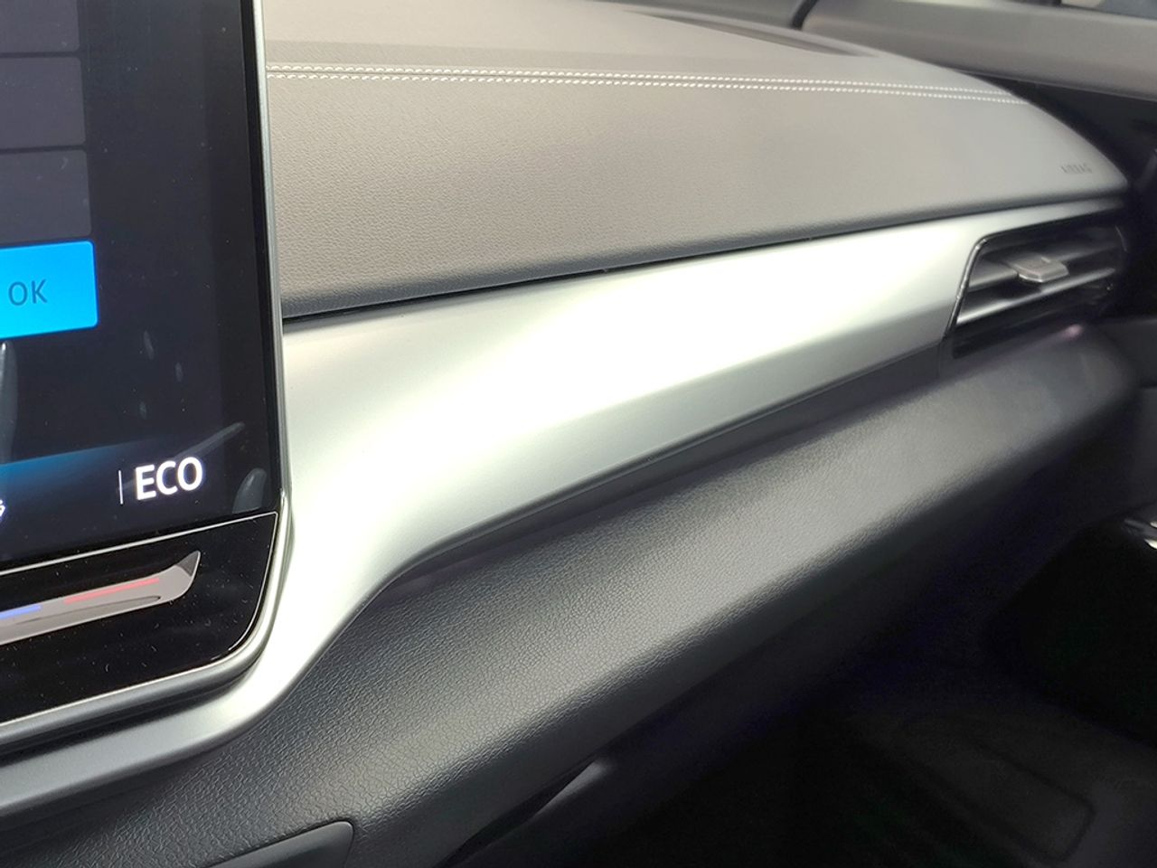 Volkswagen Id.4 Pro Black 286 Cv 77 Kwh - Foto 2