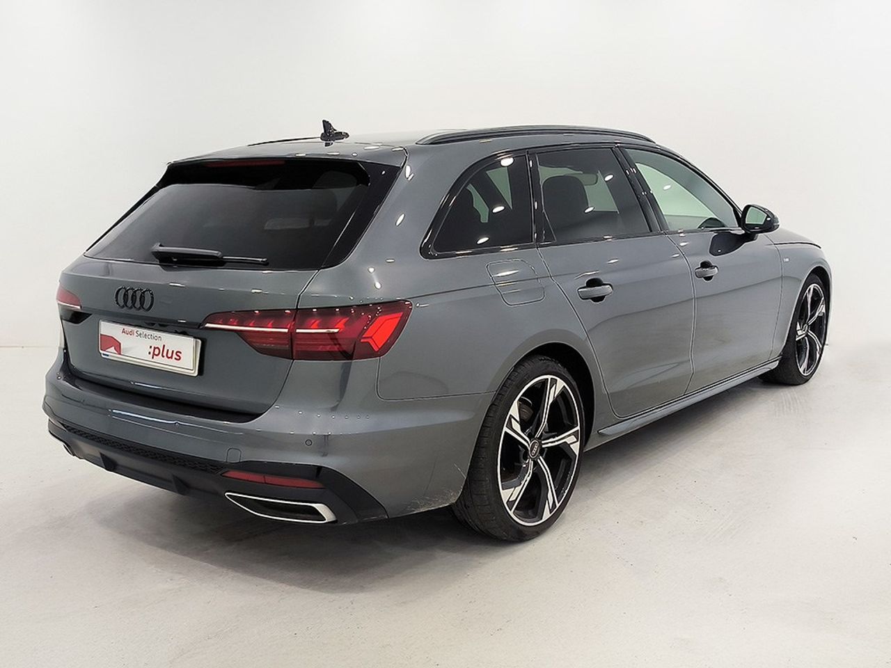 Audi A4 avant 35 tdi 163cv stronic black line limited - Foto 2