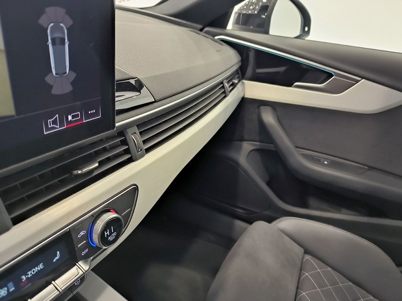 Audi A4 avant 35 tdi 163cv stronic black line limited - Foto 2