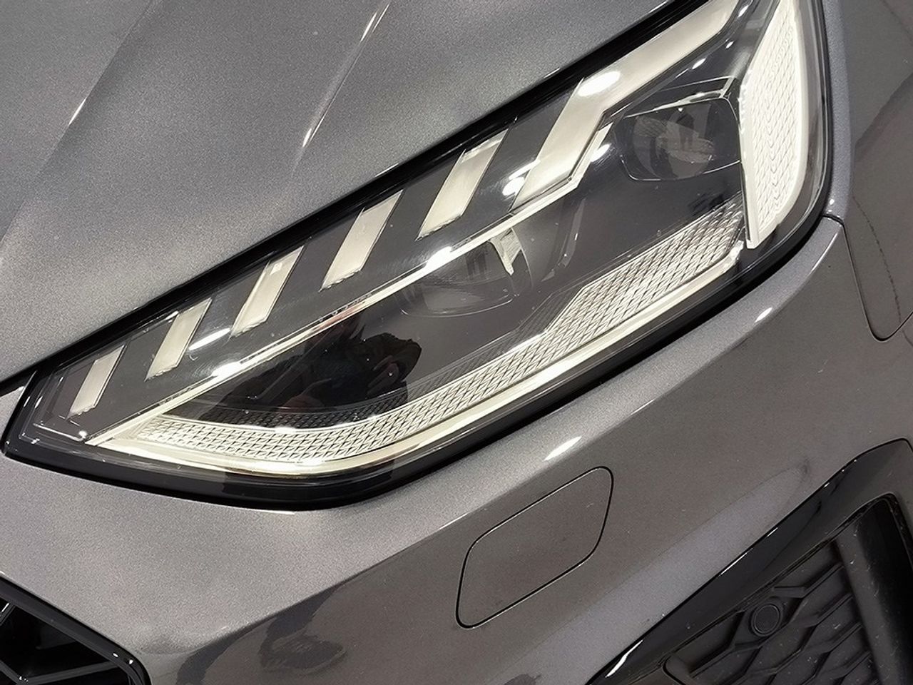 Audi A4 avant 35 tdi 163cv stronic black line limited - Foto 2