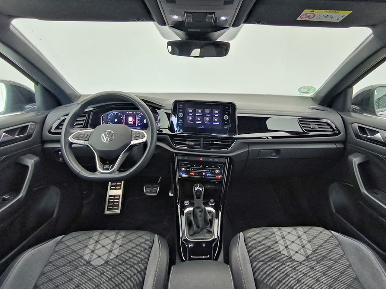 Volkswagen T-Roc 15tsi 150cv dsg r-line - Foto 2