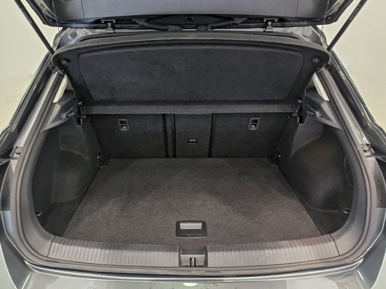 Volkswagen T-roc 20tdi 150cv Dsg Dark - Foto 2