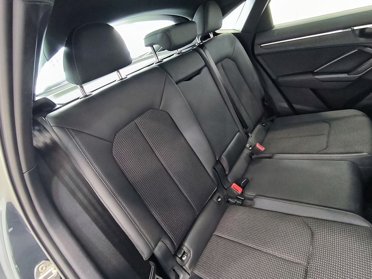 Audi Q3 sb 35 tdi 150 cv stronic sline - Foto 2