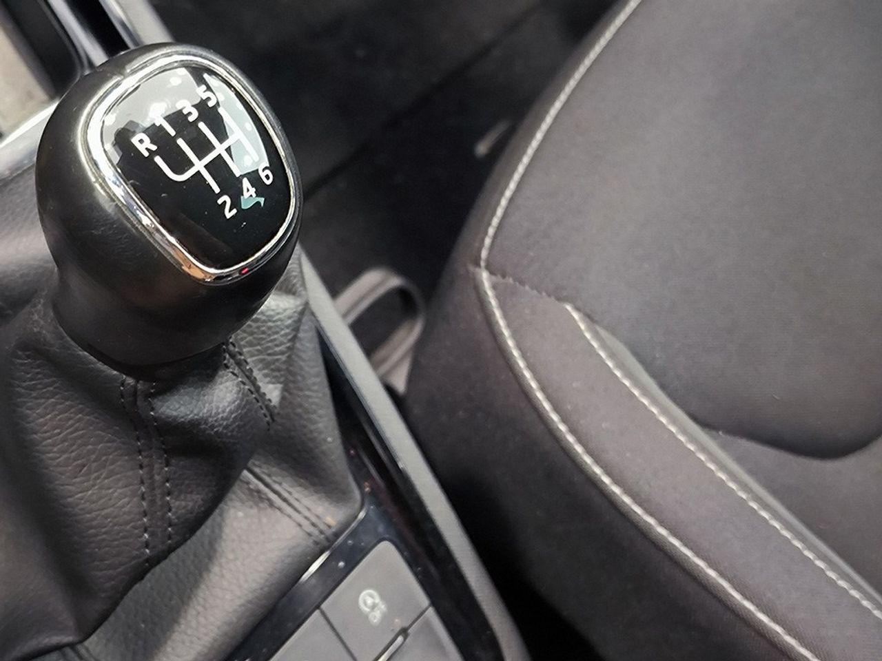 Skoda Scala 1.5 Tsi 150 Cv Sport - Foto 2