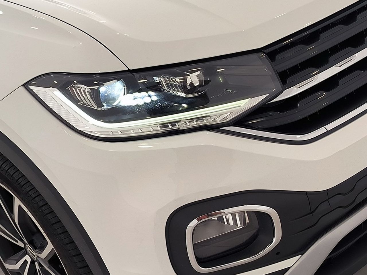 Volkswagen T-Cross 1.0 tsi 110 cv sport - Foto 2