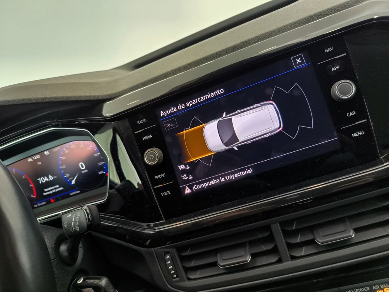 Volkswagen T-Cross 1.0 tsi 110 cv sport - Foto 2