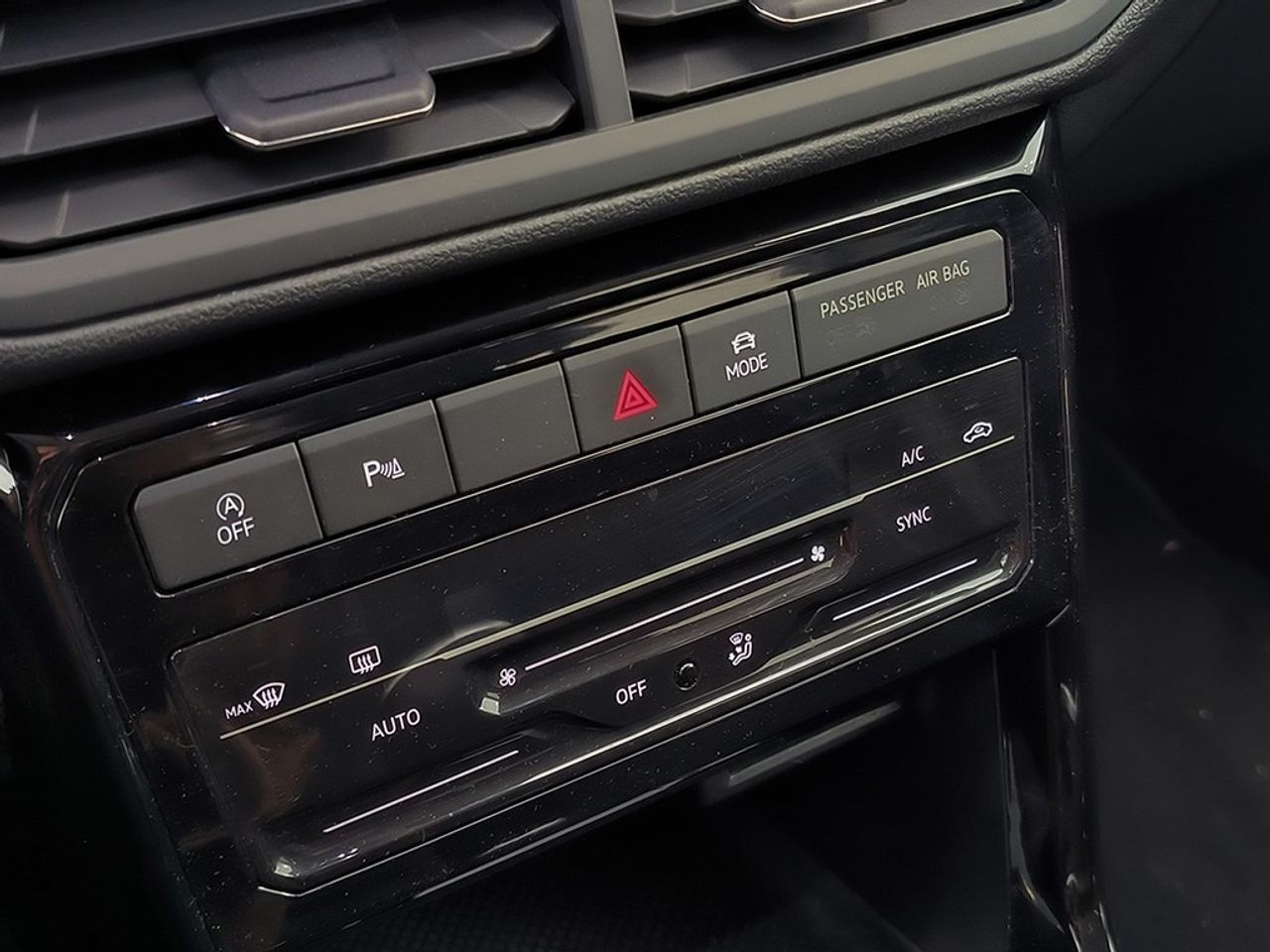 Volkswagen T-Cross 1.0 tsi 110 cv sport - Foto 2