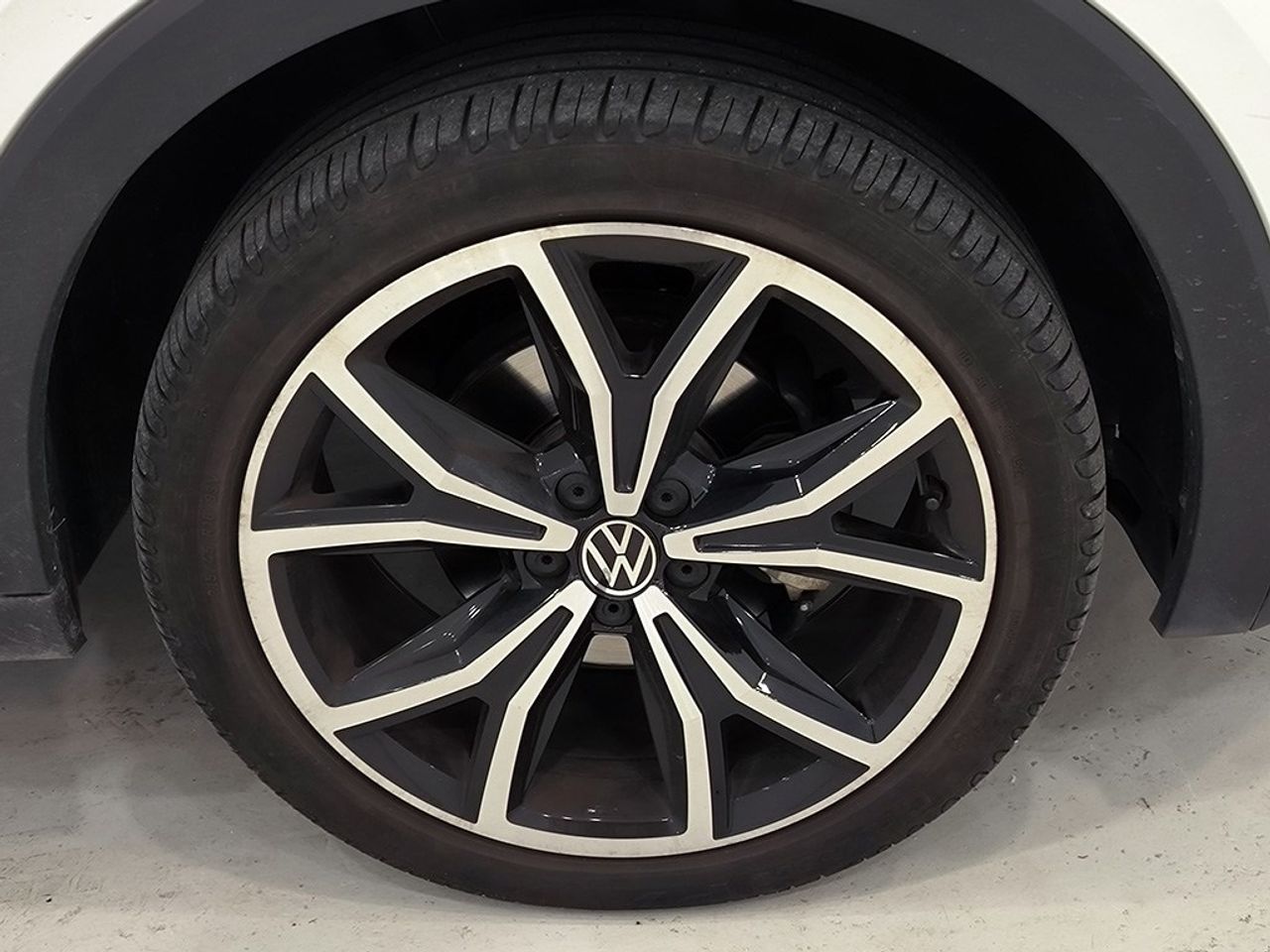 Volkswagen T-Cross 1.0 tsi 110 cv sport - Foto 2