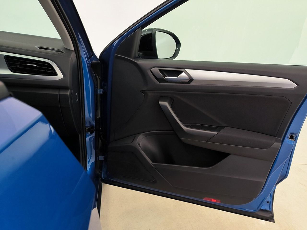 Volkswagen T-roc 20 Tdi 150cv Dsg Dark - Foto 2