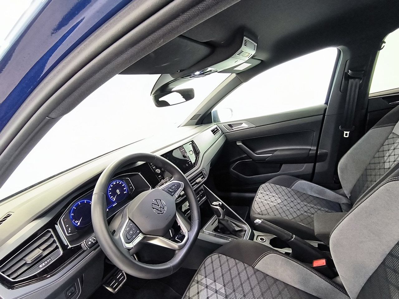 Volkswagen Polo 1.0 tsi 11 0cv dsg rline - Foto 2