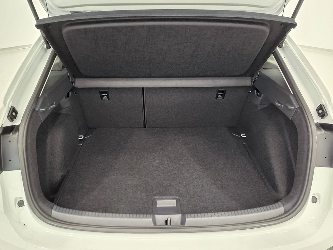 Volkswagen Taigo 1.0 tsi 95 cv mas - Foto 2