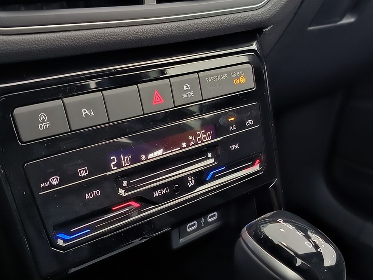 Volkswagen T-cross 1.0 Tsi 116 Cv Dsg R-line - Foto 2