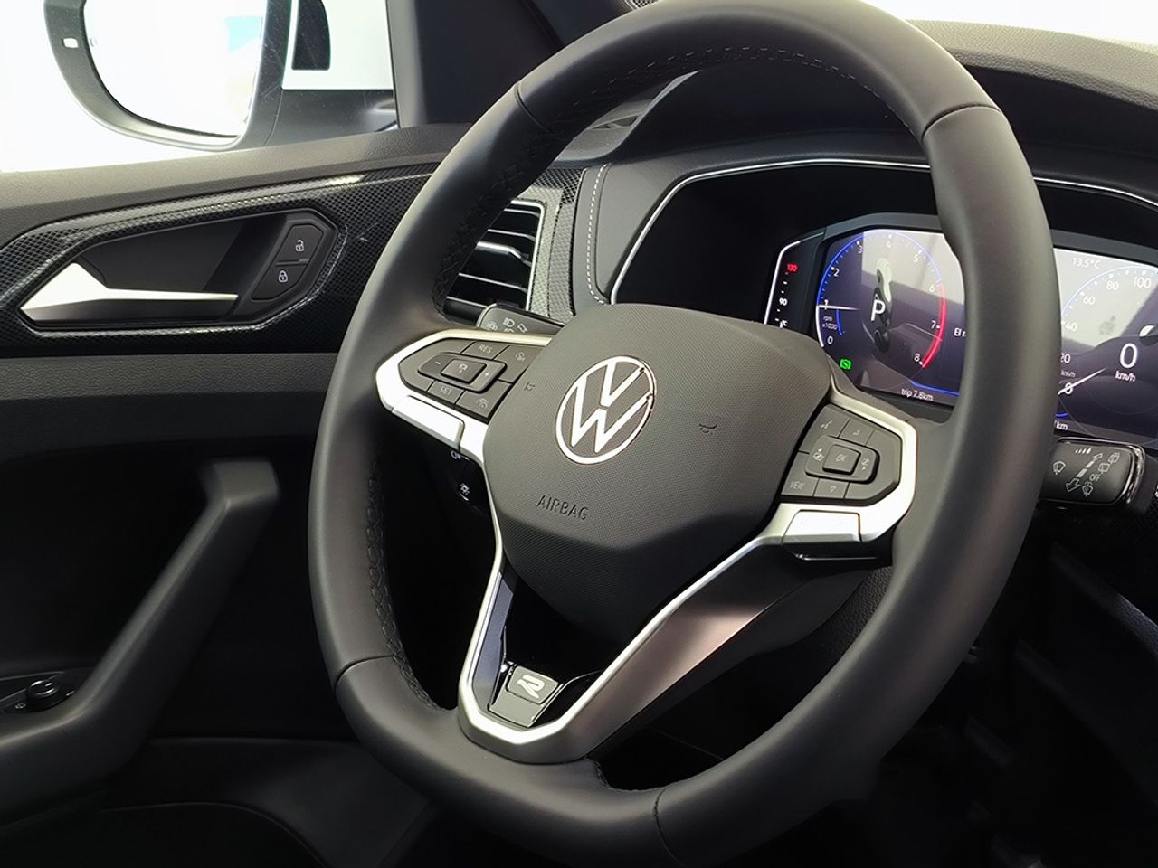 Volkswagen T-cross 1.0 Tsi 116 Cv Dsg R-line - Foto 2