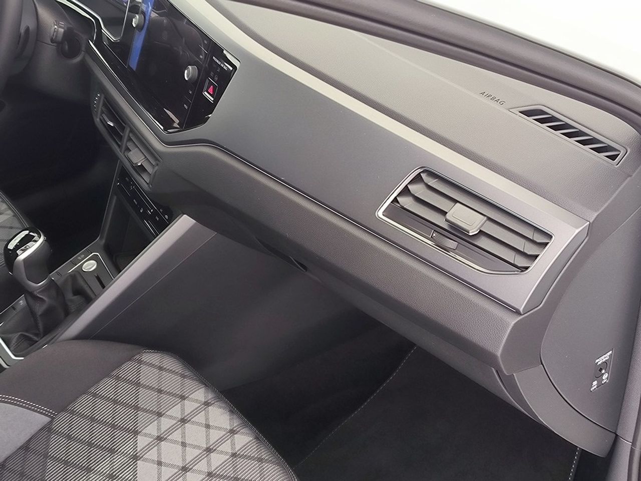 Volkswagen Taigo 1.0 tsi 116 cv dsg r-line - Foto 2