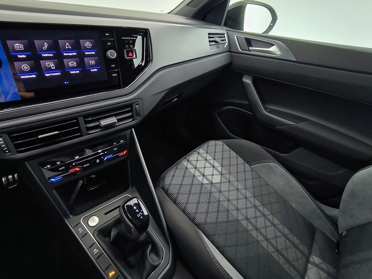 Volkswagen Taigo 1.0 tsi 116 cv dsg r-line - Foto 2