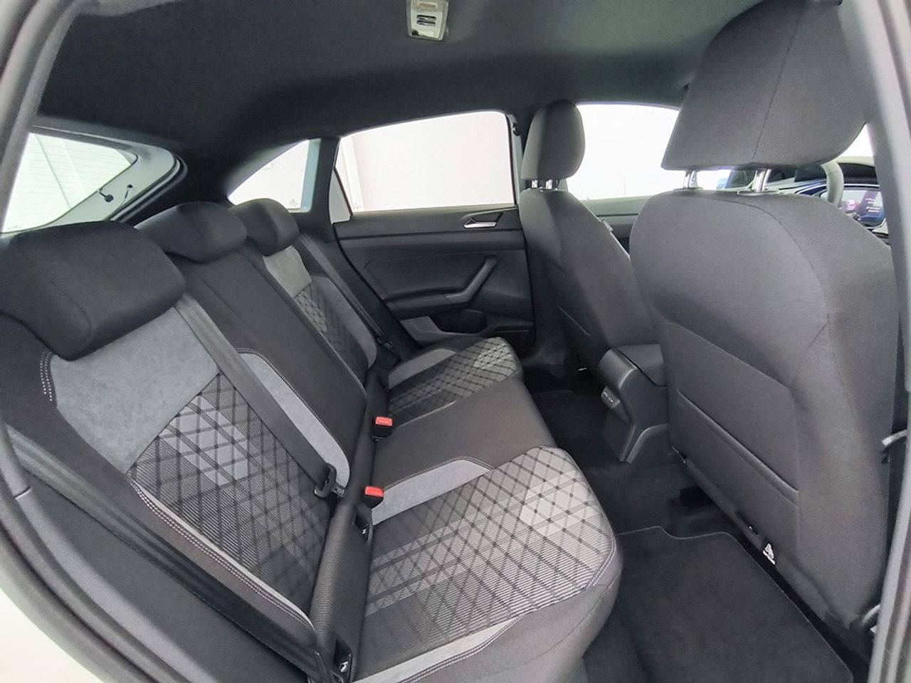 Volkswagen Taigo 1.0 tsi 116 cv dsg r-line - Foto 2