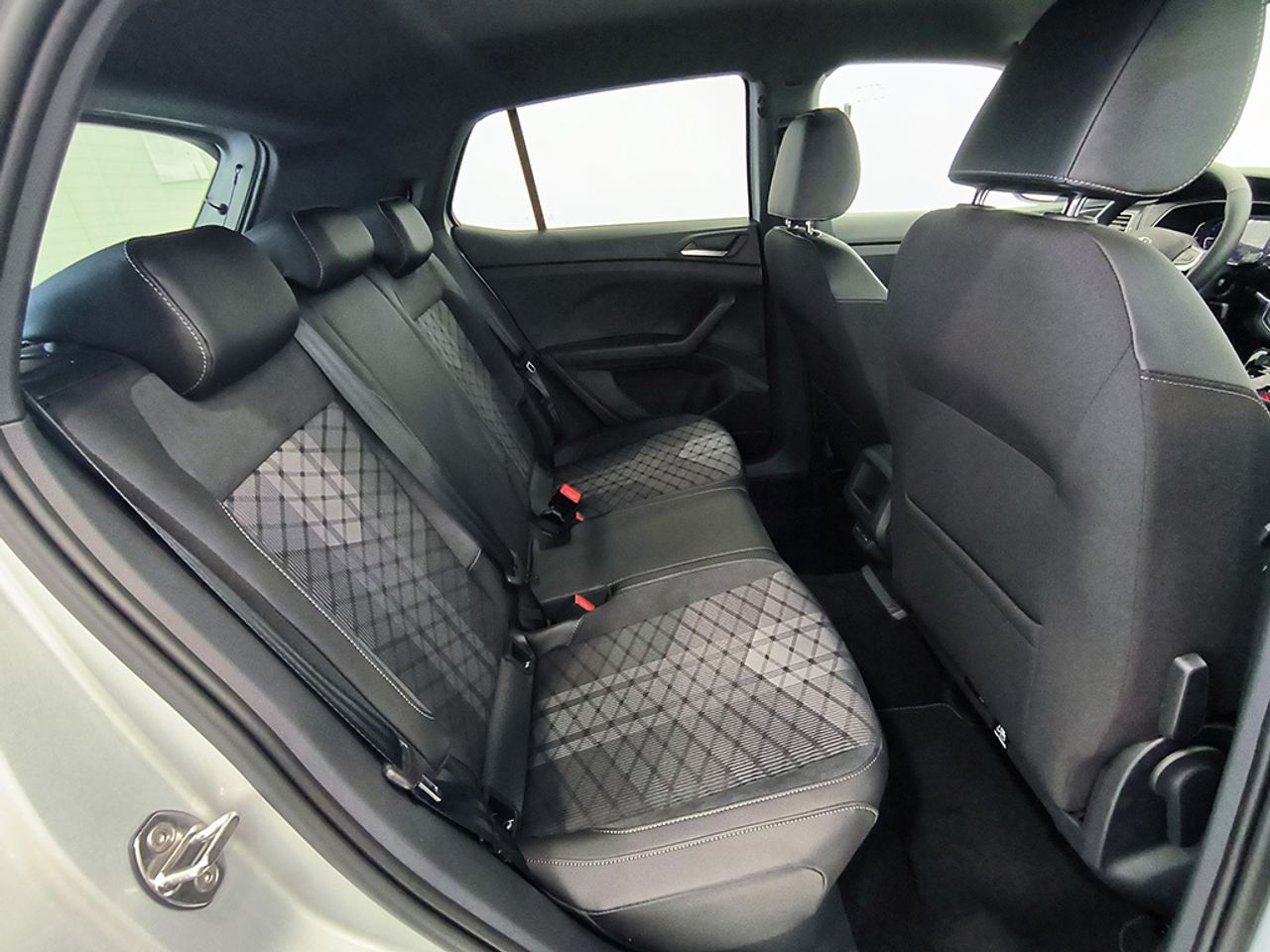 Volkswagen T-cross 1.0 Tsi 116 Cv R-line - Foto 2